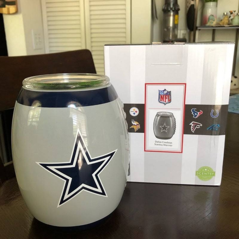 Scentsy Cowboys wax warmer brand new in original box.